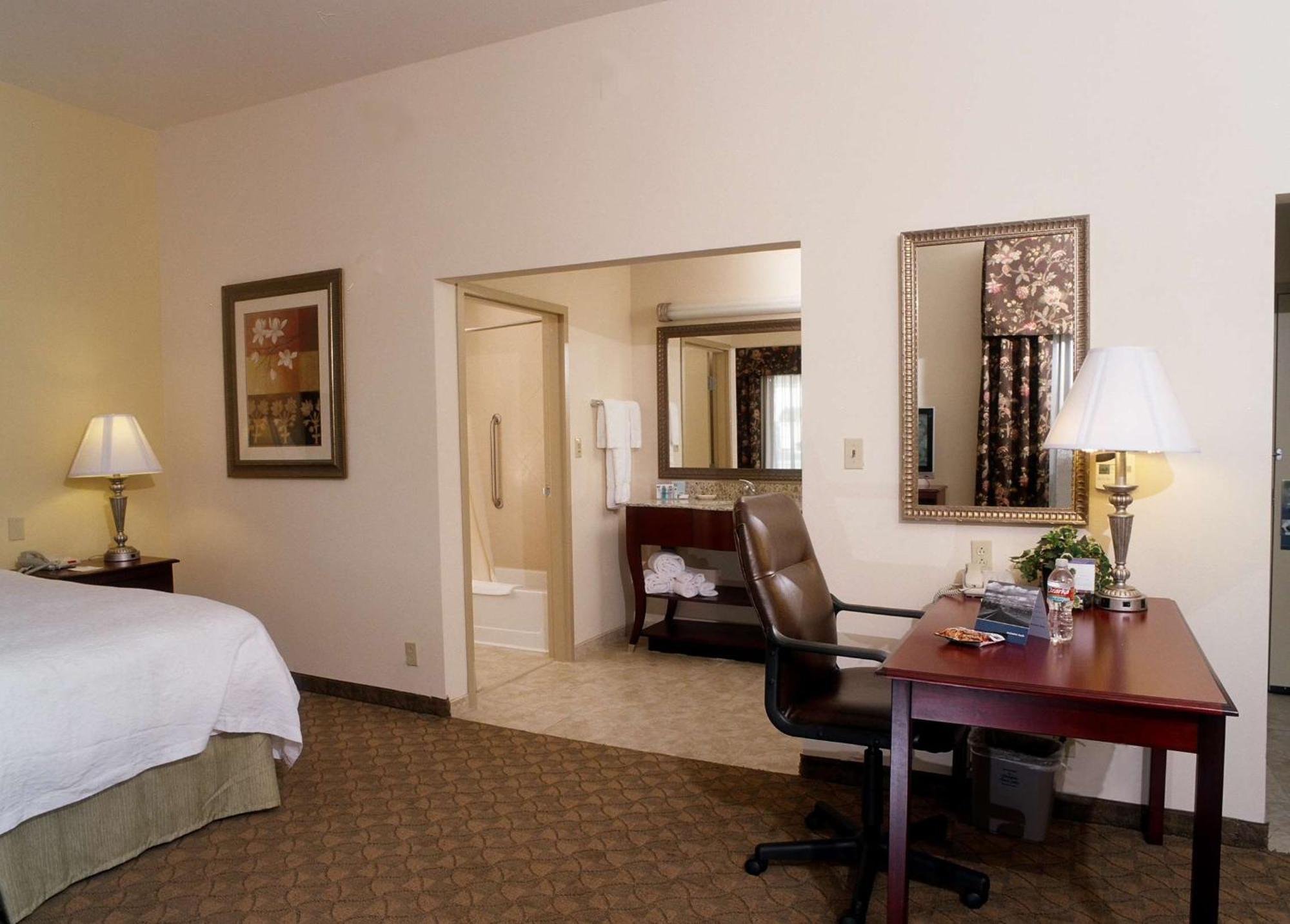 Hampton Inn & Suites ארויו גראנדה מראה חיצוני תמונה
